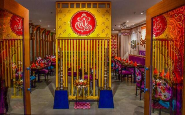HOLYWATER Hotel by Ganga Kinare (150 mts from Ganga Ghat)