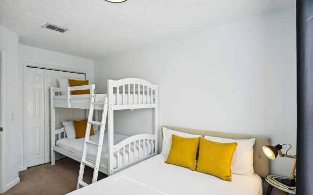 Baberville By Book That Condo