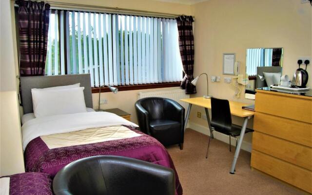 The Old SchoolHouse Hotel