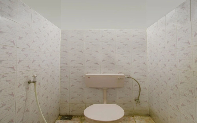 Home Grand by OYO Rooms