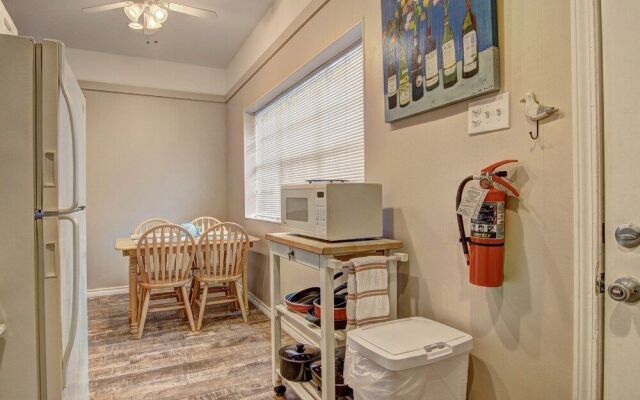 Island Oasis - 1 Br Condo