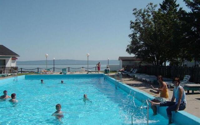 Hotel La Roche Pleureuse