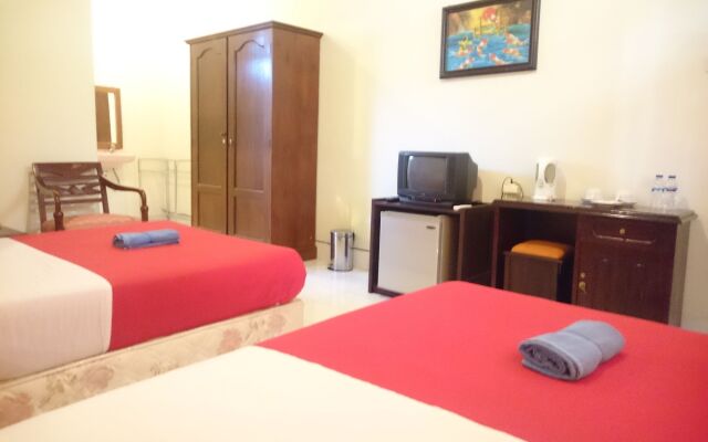Catur Adi Putra Hotel