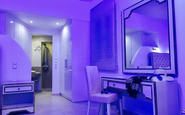 Queen Boutique Suites