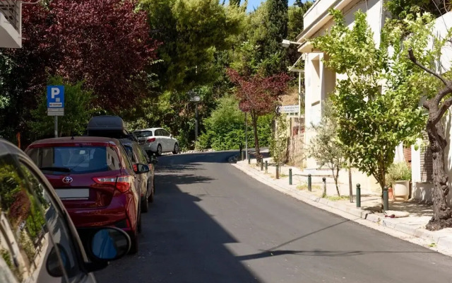 Nice and cosy one bedroom apartment under Lycabettus hill