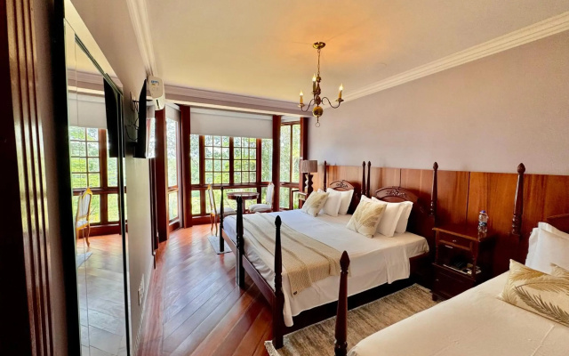 Aroso Paço Hotel