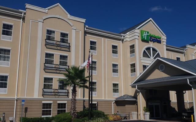 Holiday Inn Express and Suites Jacksonville East, an IHG Hotel