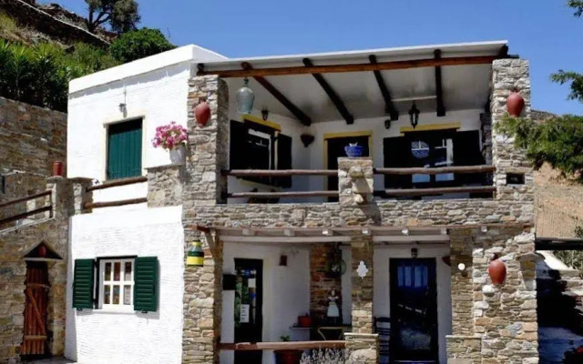 Myrtia Studios