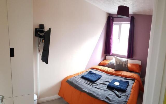 Columbine, Thetford, 2BR House