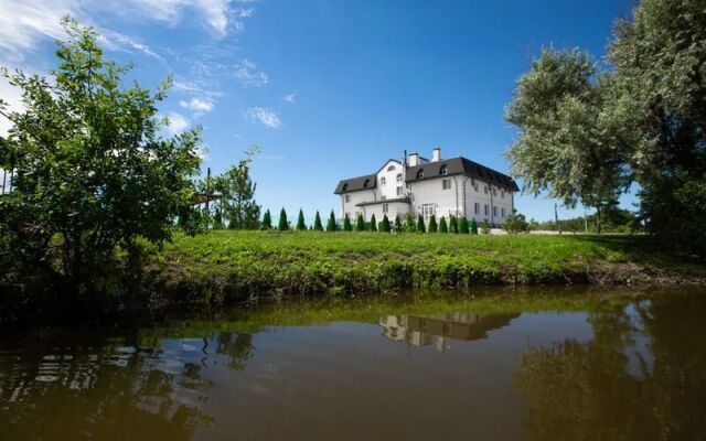 Вилла София