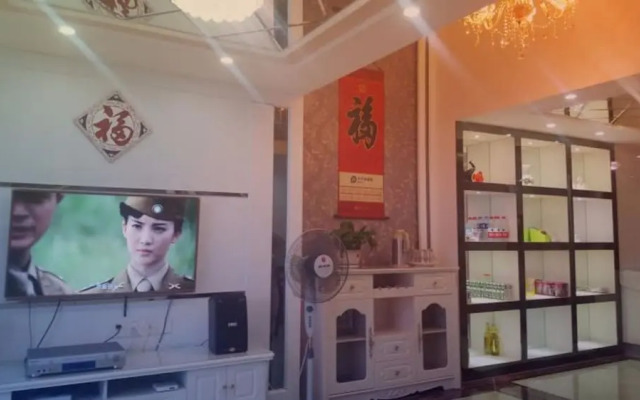 Railway Station Splendid Elegant Apartment