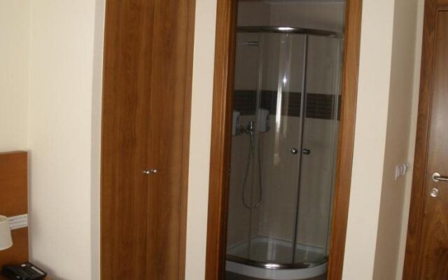 Pensión Residencial Platas