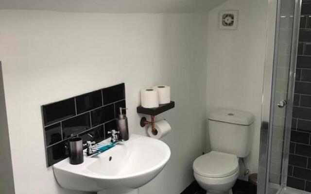 CLIFTON Apartments
