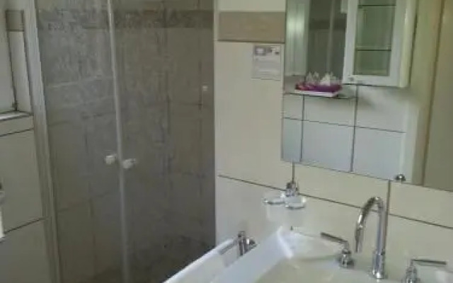 EUT-IN Hotel Alte Straßenmeisterei
