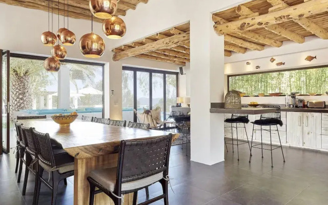 Idyllic Villa With Swimming Pool