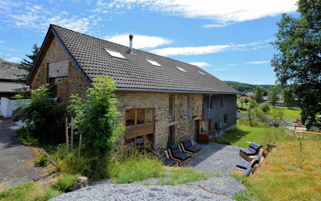 Modern Holiday Home in Meyerode With Terrace
