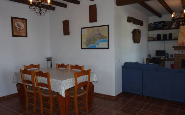 Malaga 101846 3 Bedroom Holiday home By Mo Rentals