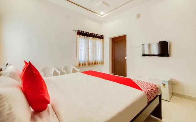 CAPITAL O 37958 Rvn Guest Inn
