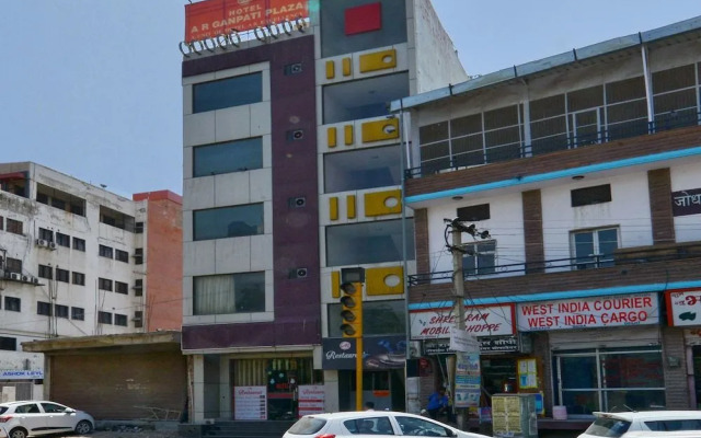 OYO 13346 Hotel A R Ganpati Plaza
