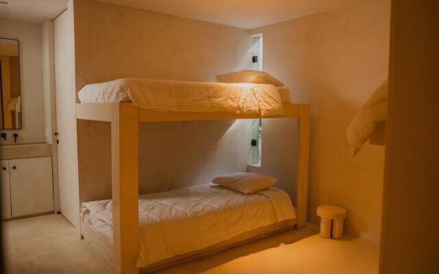 Eye Of Horus Tulum By Lockey