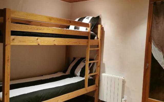 Chalet jacuzzi, sauna proche Courchevel 8/10 pers