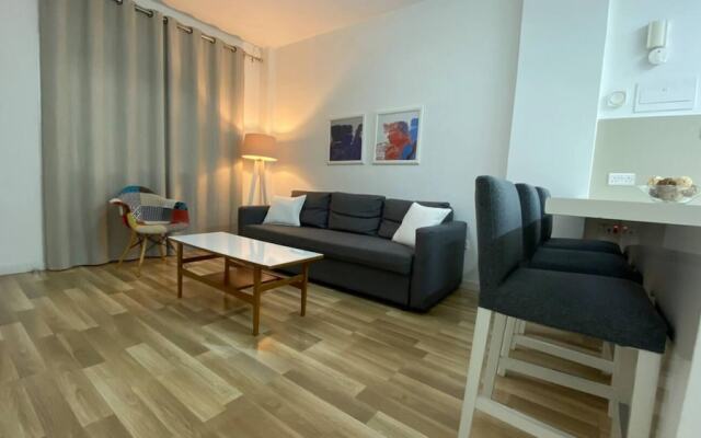 Seabreeze City Center Flat No 4