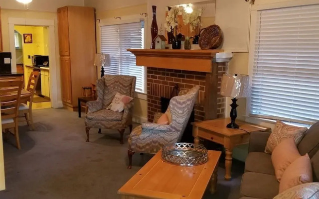 Historic House Walk Downtown