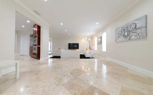 Casa Ria Luxury House w Private Pool Near Aventura Mall