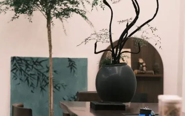 "Ru Yuan Xiao Zhu" B&B in Yunhe Terrace.