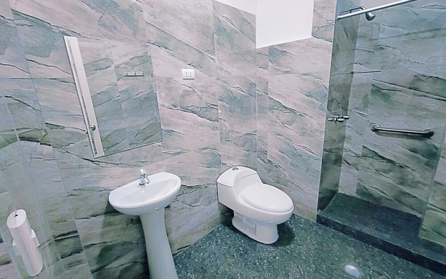 Genova Hostal