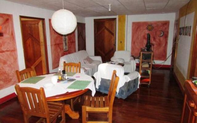 Rio Mopan Lodge