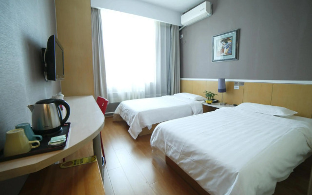 Sicily Hotel - Beijing Railway Station Temple of Heaven Dongmen Subway Station
