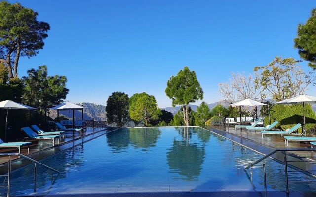 Suryavilas Luxury Resort & Spa