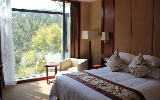 New Century SPA and Resort PUER