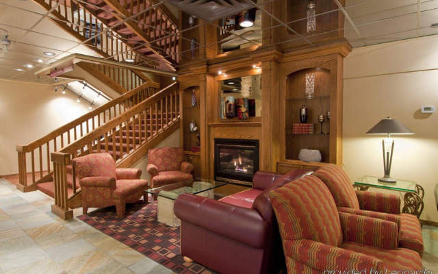 Best Western Plus Coquitlam Inn Convention Centre
