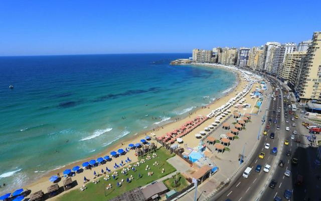 Hilton Alexandria Corniche