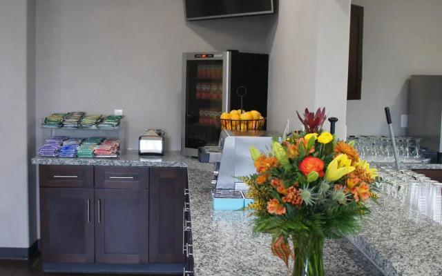 Home Inn Express - Medicine Hat