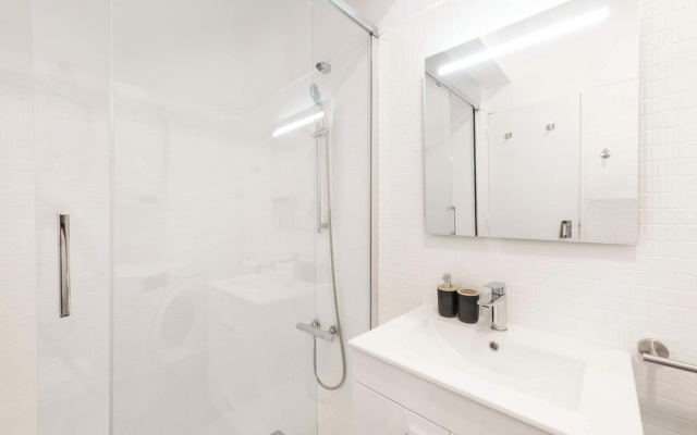 Equador Superior Suites by Olala Homes
