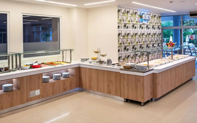 Palm Beach Hotel - Adults only