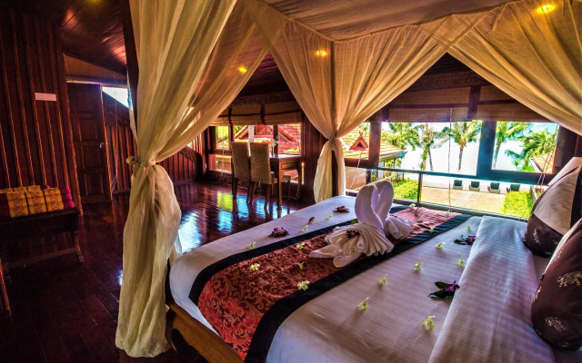 Erawan Villa Hotel