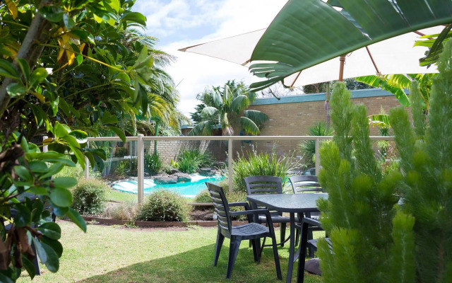Tropicana Motor Inn