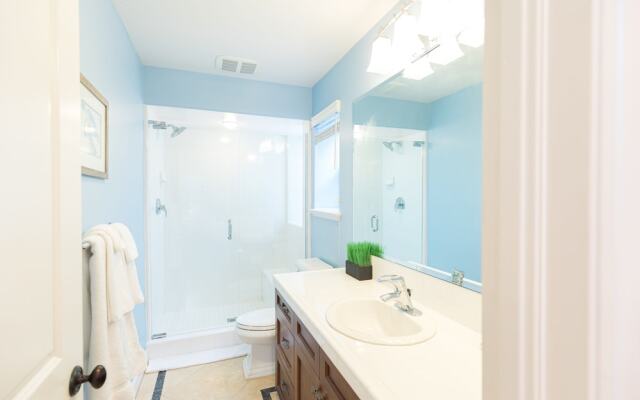 331ngran 4 Bedroom Home