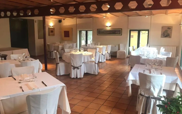 Hospedium Hotel la Parada del Compte