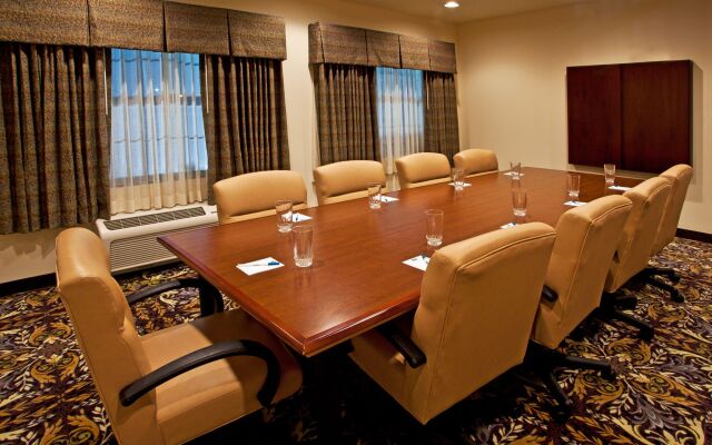 Staybridge Suites Tampa East - Brandon by IHG