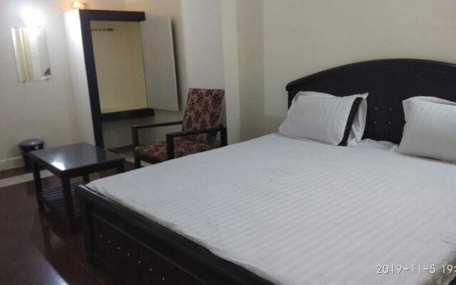 Hotel Sundar by iROOMZ