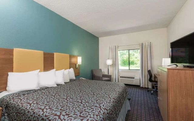 Days Inn by Wyndham Ashland