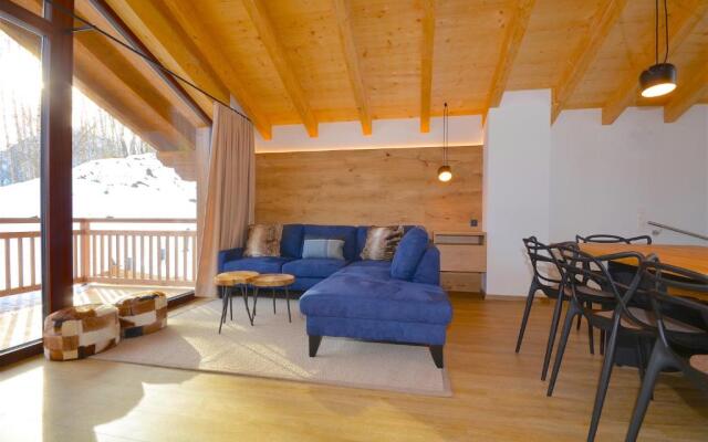 Ski-In / Ski-Out Chalet Maiskogel 17C By Alpen Apartments