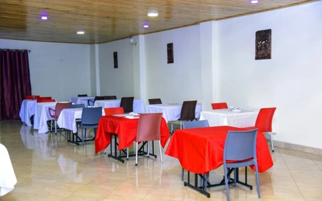 Golden View Hotel Ibanda