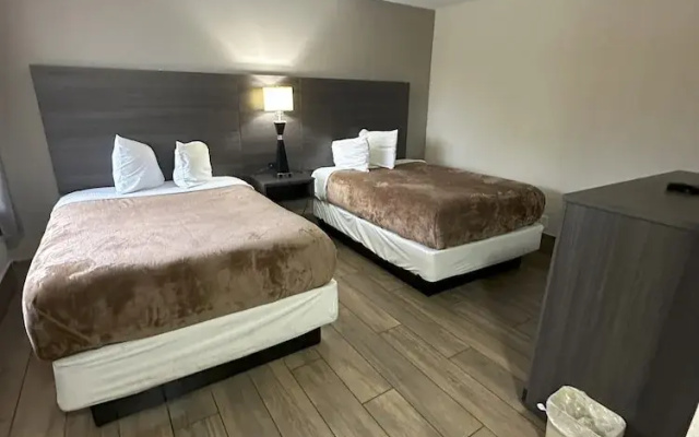 Econo Lodge St. Petersburg Central