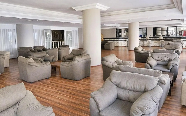 Ladonia Hotels Adakule	